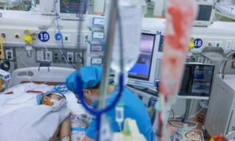 Cảnh báo nguy cơ biến chứng sốt xuất huyết Dengue khi nhập viện muộn