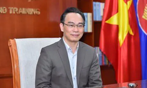 Thủ tướng giao Quyền Bộ trưởng Bộ GDĐT cho PGS.TS Hoàng Minh Sơn