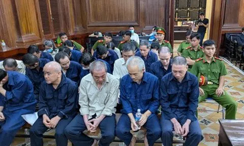 2 cựu lãnh đạo Trung tâm Kỹ năng thực hành cơ giới giao thông vận tải bị đề nghị phạt đến 30 năm tù