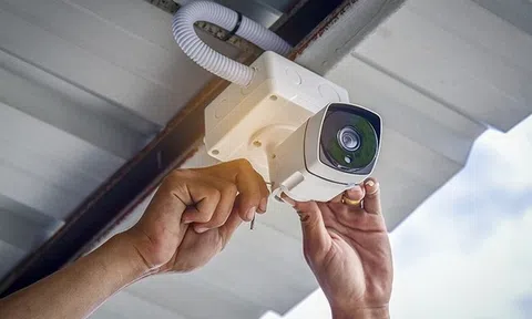 Cảnh báo lỗ hổng bảo mật, người dùng camera giám sát của hãng Hikvision cần chú ý