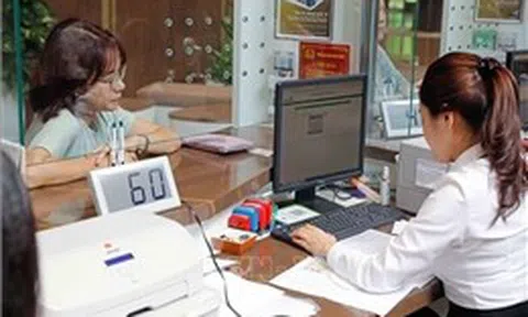 Lãi suất ngân hàng 'tăng nhiệt': Áp lực vốn lan rộng