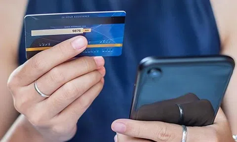 Hai nữ TikToker đăng video quảng cáo cho vay tiền online để lừa đảo