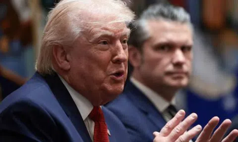 Tổng thống Donald Trump gia hạn tạm dừng tấn công cơ sở năng lượng của Iran đến ngày 6/4