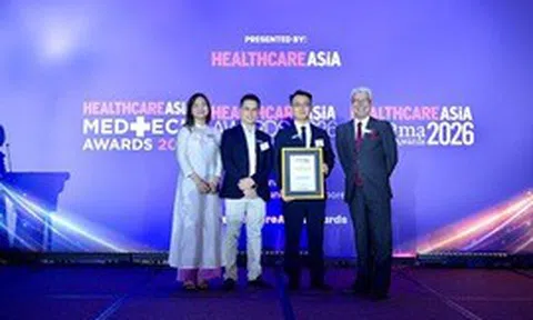 Long Châu tiếp tục là nhà thuốc Việt Nam duy nhất thắng giải thưởng lớn tại Healthcare Asia Pharma Award