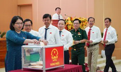 An Giang: Chủ tịch HĐND và Chủ tịch UBND tỉnh tái đắc cử