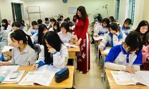 Dự kiến điều kiện, tiêu chuẩn với nhà giáo hợp đồng toàn thời gian sau khi nghỉ hưu