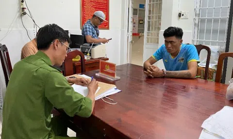 Bắt đối tượng đạp cửa xông vào phòng ngủ tấn công chủ nhà cướp điện thoại