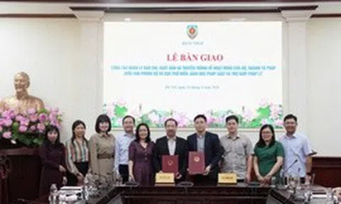 Bàn giao công tác quản lý báo chí, truyền thông trong Bộ Tư pháp