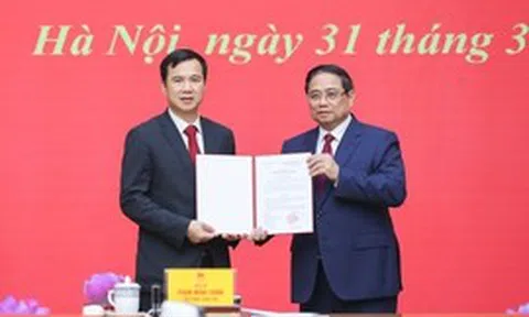 Thủ tướng trao quyết định bổ nhiệm Giám đốc Đại học Quốc gia Hà Nội