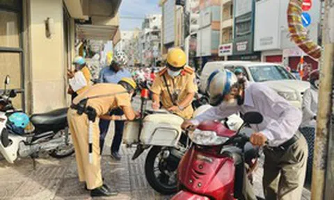 Lỗi đi xe máy dễ "dính" phạt 14 triệu đồng, không phải ai cũng biết