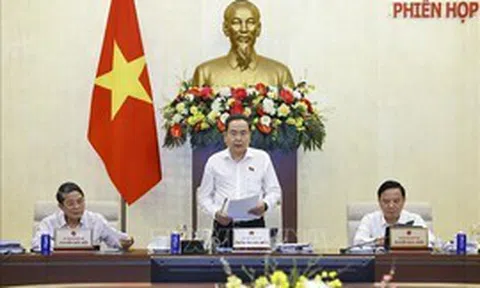 Khai mạc Phiên họp thứ 56 của Ủy ban Thường vụ Quốc hội khóa XV