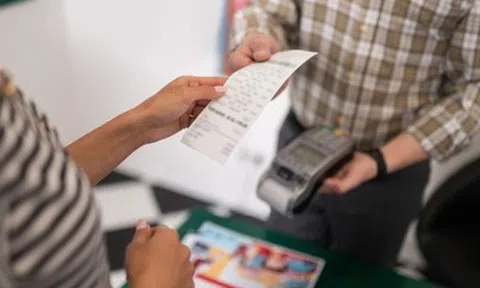 Đề xuất thưởng tới 10 triệu đồng cho người tố giác không xuất hóa đơn điện tử