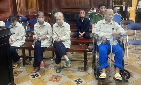 Vụ lừa đảo liên quan và bà Hứa Thị Phấn: Một bị cáo bị xét xử vắng mặt