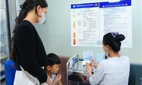 Lo ngại dịch não mô cầu, lượt người tiêm vaccine tăng đột biến 400%