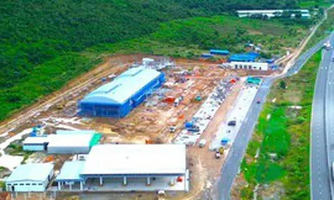 Tăng tốc thi công, hoàn thành các trạm dừng nghỉ cao tốc Bắc-Nam để phục vụ người dân dịp 30/4