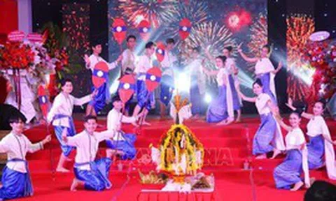 Lãnh đạo Việt Nam gửi thư chúc mừng Năm mới Lào và Campuchia