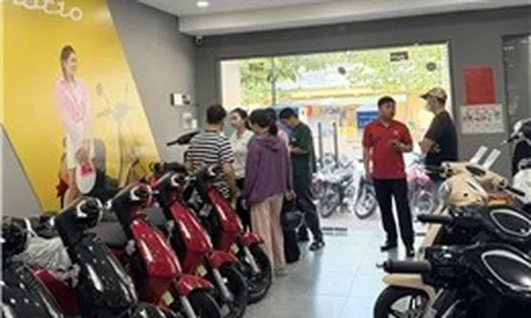 Phát triển giao thông xanh - Bài 2: Sôi động thị trường xe máy điện