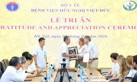 Một cô gái người Anh hiến tạng hồi sinh sự sống 3 người Việt