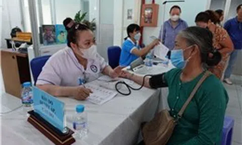 TP Hồ Chí Minh: Huy động hơn 100 bệnh viện khám sức khỏe miễn phí cho người dân từ ngày 17/4
