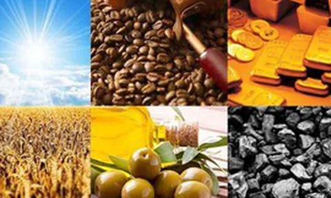 Áp lực nguồn cung lan rộng, thị trường hàng hóa nguyên liệu phân hóa rõ nét