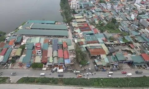 Tiểu thương chợ cá lớn nhất Thủ đô "đứng ngồi không yên"