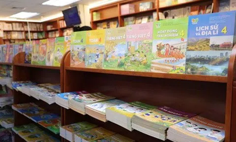 Ngành xuất bản - Khi gió Đông tới