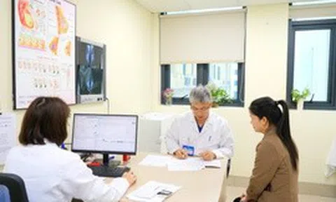 Mỗi năm Việt Nam ghi nhận hơn 25.000 ca mắc mới ung thư vú