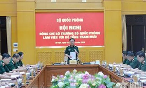 Phó Thủ tướng, Bộ trưởng Bộ Quốc phòng Phan Văn Giang chỉ đạo kế hoạch tác chiến 'Vòm phòng không bền vững'