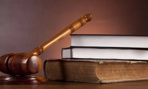 Tổng rà soát văn bản quy phạm pháp luật, hoàn thiện thể chế, khơi thông nguồn lực tăng trưởng