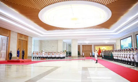 Thủ tướng Lê Minh Hưng chủ trì lễ đón Thủ tướng Nhật Bản