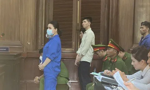 Hoài DJ tiếp tục hầu tòa vì mua bán hơn 1 tạ ma túy dạng “nước vui”