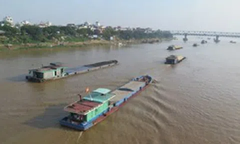 Cảnh báo nguy hiểm trên luồng đường thủy từ Quảng Ninh đến Ninh Bình