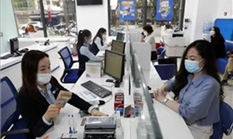Lãi suất ngân hàng tiếp tục nhích tăng