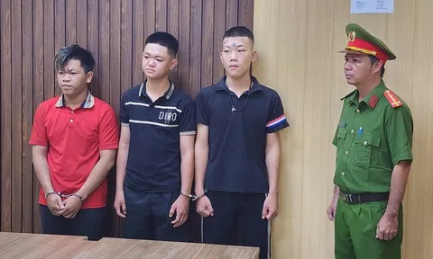 Ném bom xăng vào nhà đối thủ, nhóm đối tượng bị bắt