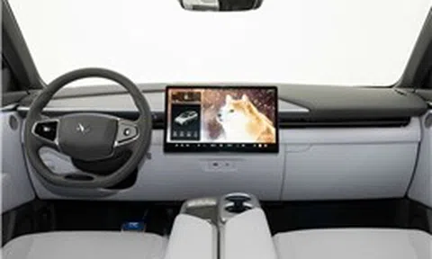 Dịch vụ taxi tự lái thương mại đầu tiên tại châu Âu chính thức đi vào hoạt động