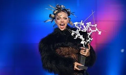 Ca sĩ Bulgaria chiến thắng rực rỡ tại Eurovision lần thứ 70