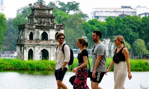 Hà Nội đưa doanh nghiệp ngoại “mục sở thị” để chốt dòng khách chất lượng cao