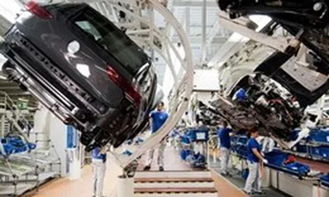 Các hãng xe Đức tìm đường sang ngành quốc phòng giữa khủng hoảng ô tô