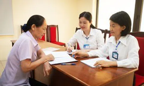 Chính sách, chế độ đối với người tiếp công dân