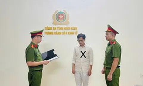 Ninh Bình: Khởi tố đối tượng buôn bán giày dép giả mạo nhãn hiệu trị giá hơn 3,1 tỷ đồng