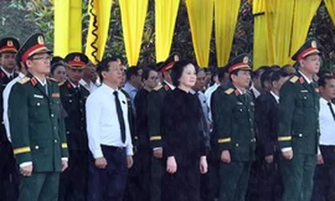 Phó Thủ tướng Phạm Thị Thanh Trà dự Lễ truy điệu, an táng hài cốt liệt sĩ tại Quảng Ngãi