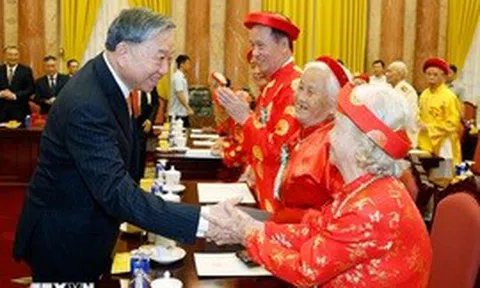 Tổng Bí thư, Chủ tịch nước Tô Lâm: Khơi dậy tinh thần 'Tuổi cao-Gương sáng' trong giai đoạn phát triển mới