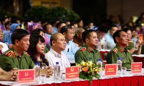 Khai mạc chuỗi sự kiện 'Tổ quốc bình yên'