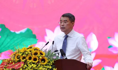 Thủ tướng: Để tăng trưởng 2 con số, không thể đi theo tư duy cũ, cách làm cũ