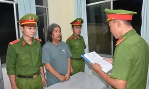 Bắt tạm giam đối tượng phóng hỏa làm cha ruột tử vong