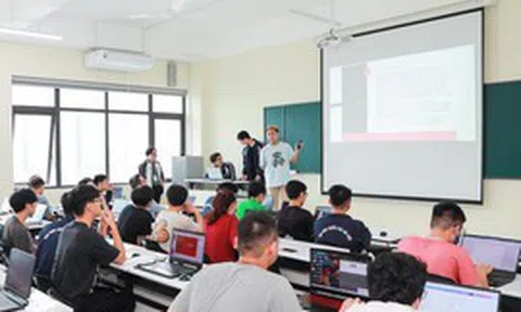 Chuẩn hóa quy trình biên soạn chương trình, giáo trình các môn học bắt buộc trong giáo dục đại học