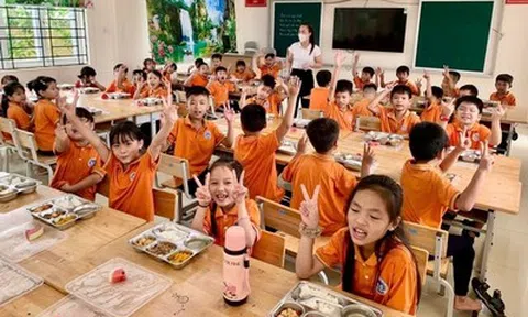 Hà Nội dự kiến nâng mức hỗ trợ bữa ăn bán trú cho học sinh tiểu học