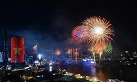 TP Hồ Chí Minh tăng trưởng hai con số - Bài 1: Khơi thông nguồn lực, tạo động lực tăng trưởng