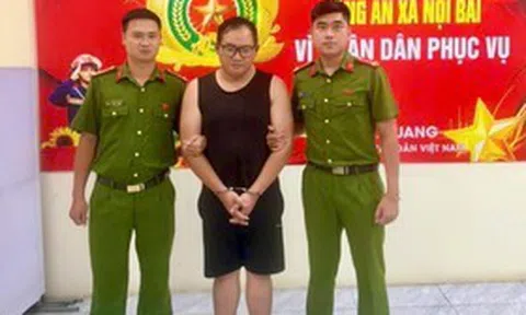 Bắt đối tượng rút dao khống chế chủ tiệm, cướp 4 nhẫn vàng