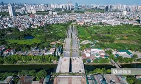 Toàn cảnh tuyến đường 10 làn xe ở Hà Nội sau khi gỡ vướng giải phóng mặt bằng